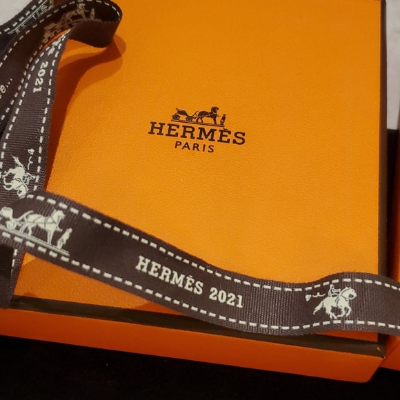 💯 Auth NWT-Rare Hermes Mini Pop H Rosegold pendant - Picture 4 of 13